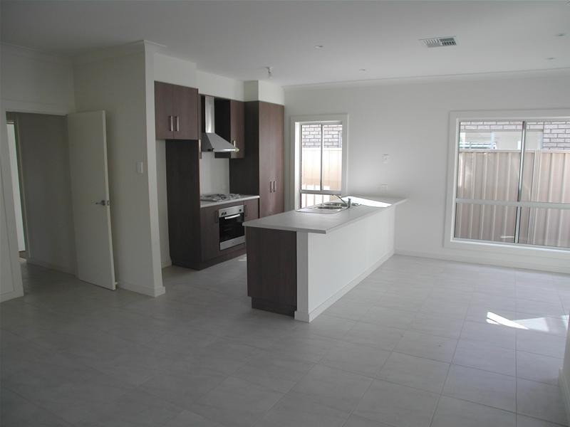 8 Shinnick Street, Dover Gardens SA 5048