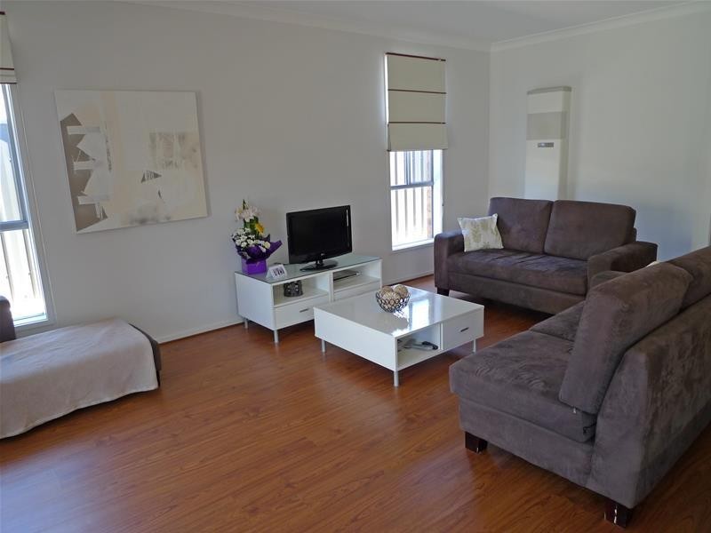 5 Harbrow Grove, Seacombe Gardens SA 5047