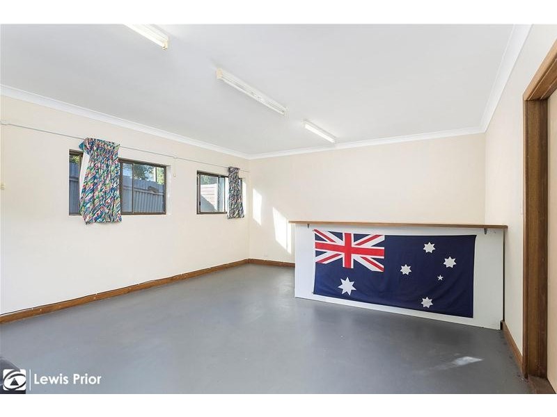 16 Ernest Crescent, Happy Valley SA 5159