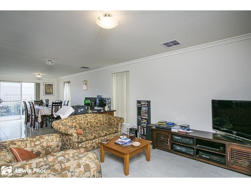 5B Vardon Street, Seacombe Gardens SA 5047