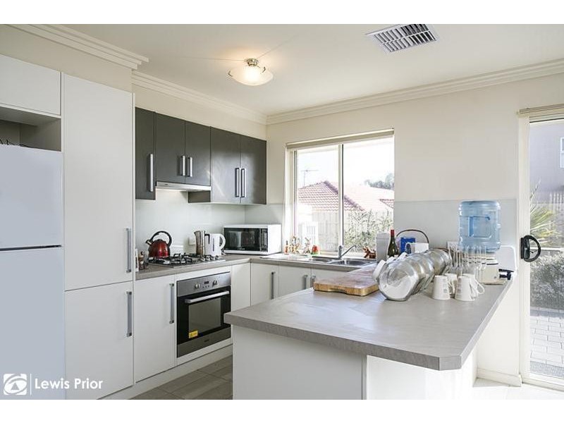 5B Vardon Street, Seacombe Gardens SA 5047