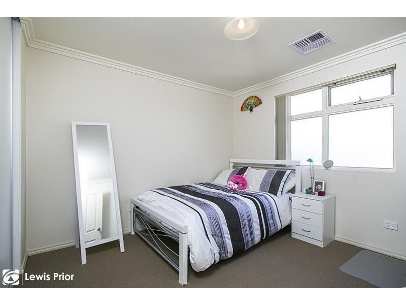 5B Vardon Street, Seacombe Gardens SA 5047