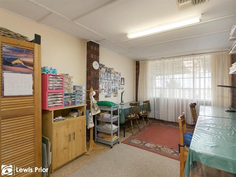 1 Rupara Court, Hallett Cove SA 5158