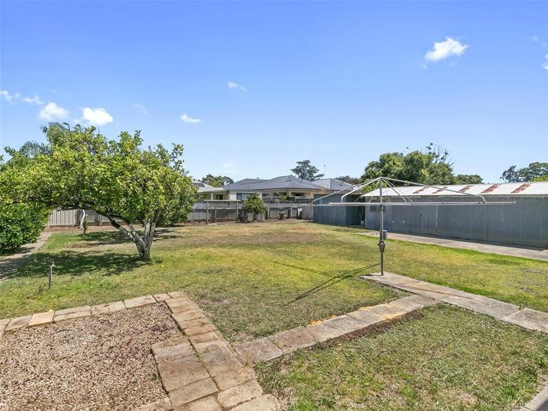 7 Fetlar Avenue, Marion SA 5043