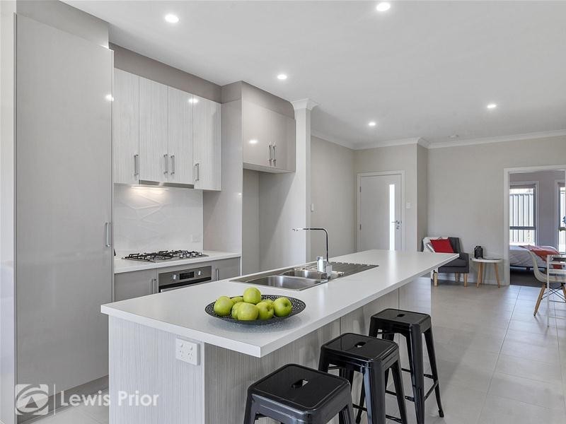 7a & 7b Wildwood Road, Happy Valley SA 5159