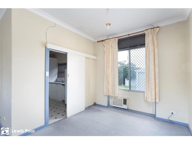 19 Oak Avenue, Clovelly Park SA 5042