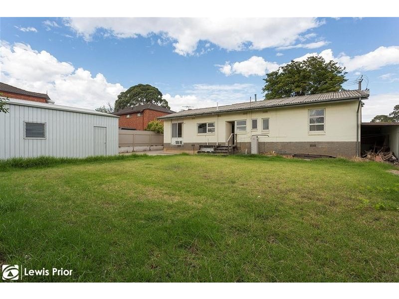 19 Oak Avenue, Clovelly Park SA 5042