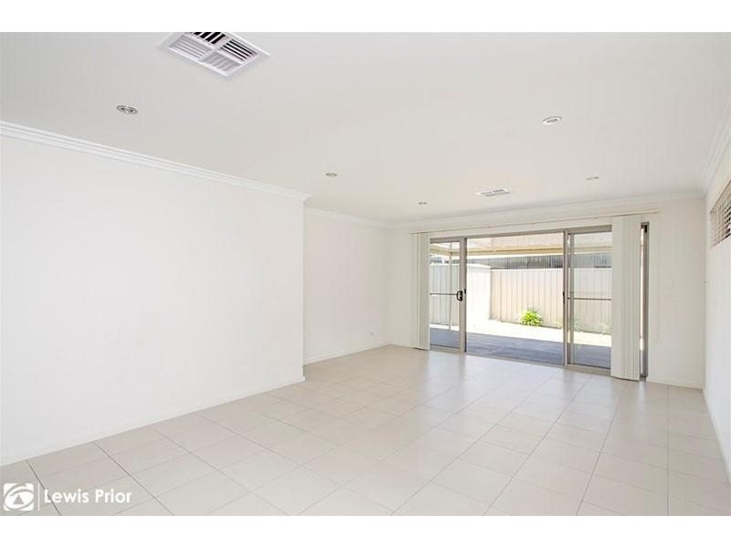 2B Carbnet Place, Seacombe Gardens SA 5047