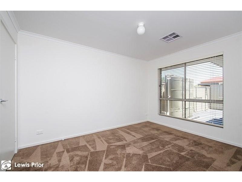 2B Carbnet Place, Seacombe Gardens SA 5047