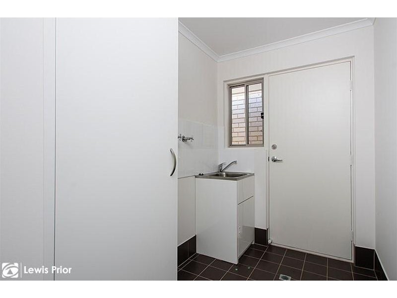 2B Carbnet Place, Seacombe Gardens SA 5047