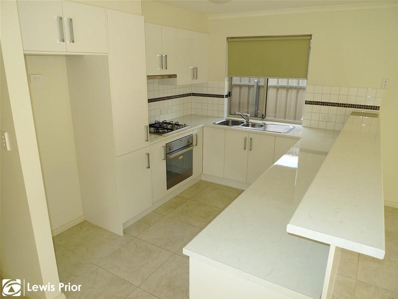 4 Travers Street, Sturt SA 5047