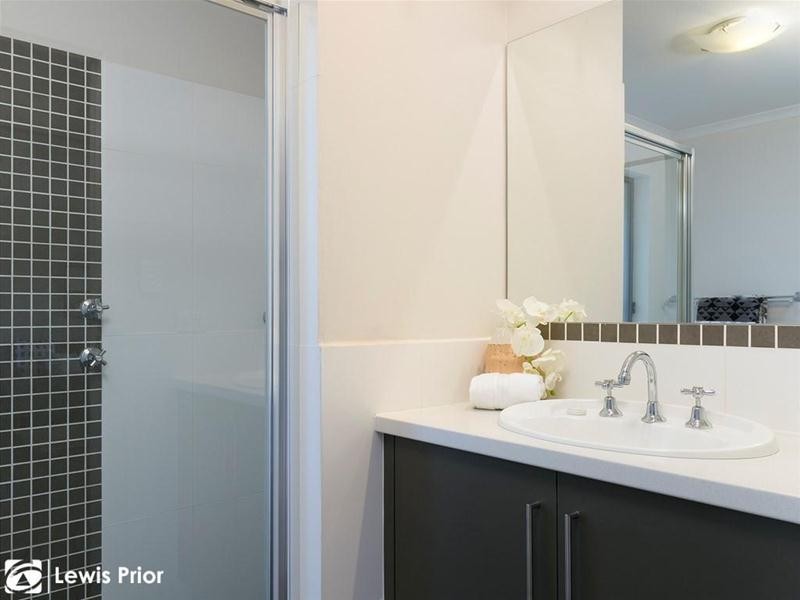 2F Limbert Avenue, Seacombe Gardens SA 5047