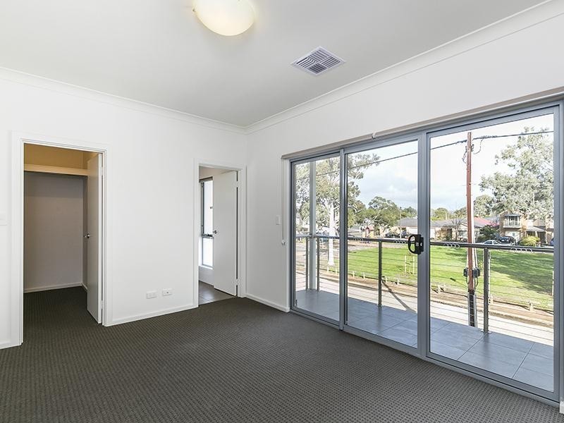 7 Sutherland Street, Park Holme SA 5043