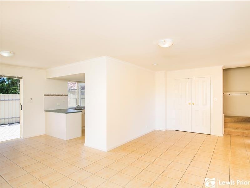 1/8 Barry Road, Oaklands Park SA 5046