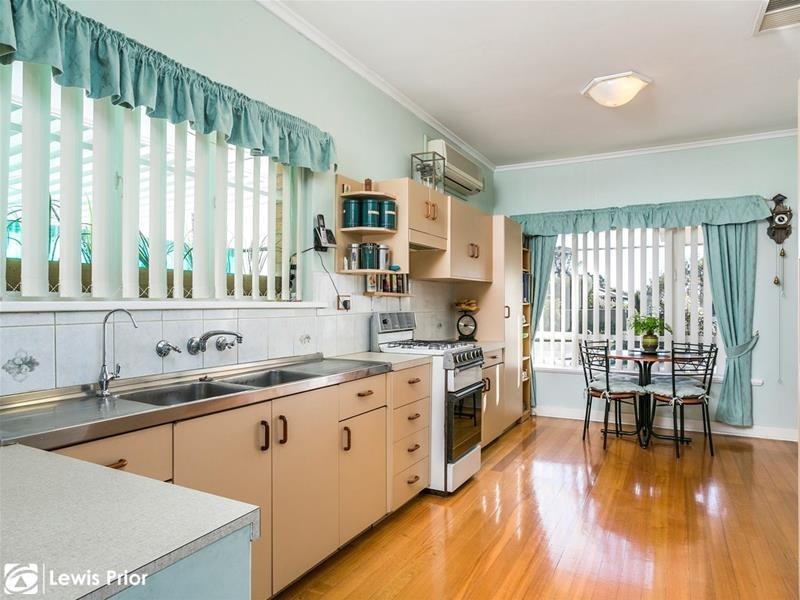 6 Shearer Avenue, Seacombe Gardens SA 5047