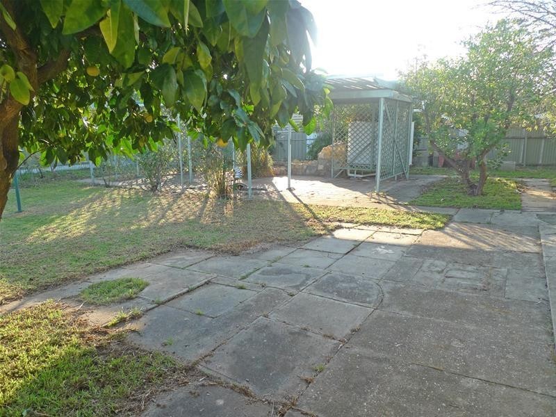 7 Bradman Street, Sturt SA 5047