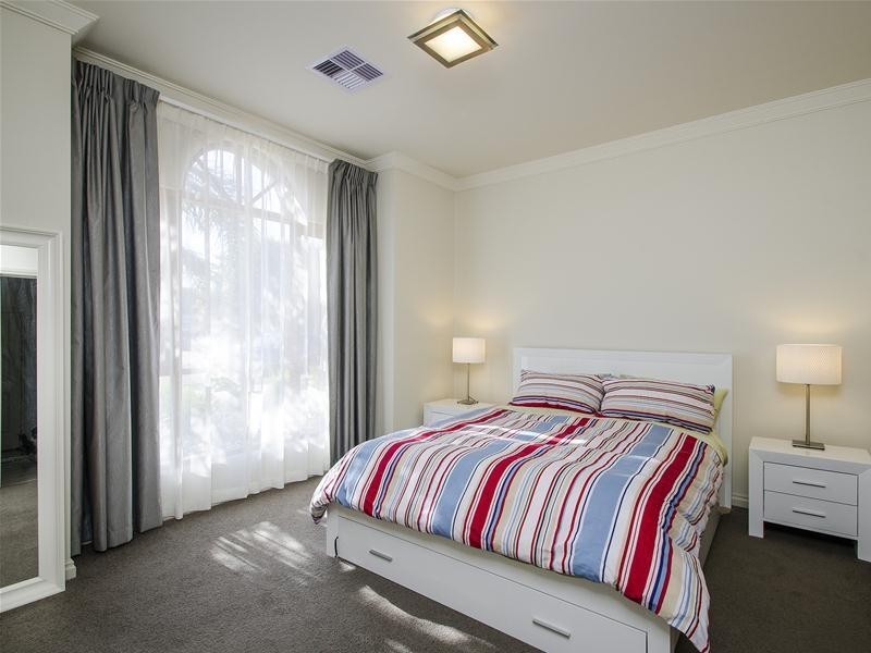 10 Ella Street, Dover Gardens SA 5048