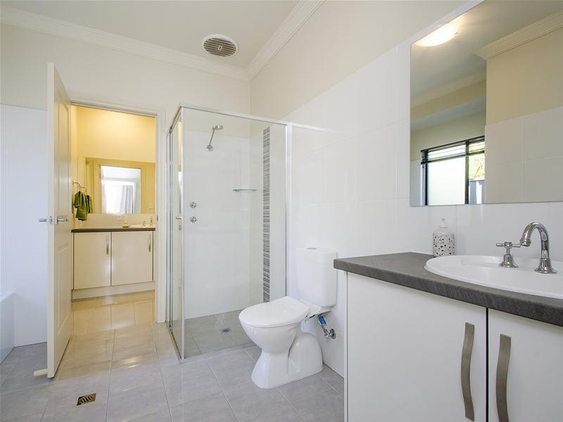 10 Ella Street, Dover Gardens SA 5048