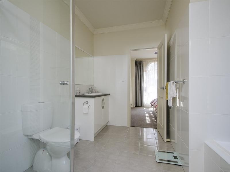 10 Ella Street, Dover Gardens SA 5048