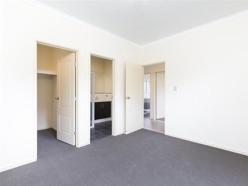 2 Masters Avenue, Oaklands Park SA 5046