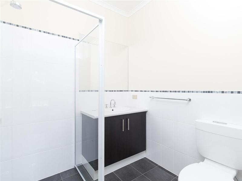 2 Masters Avenue, Oaklands Park SA 5046