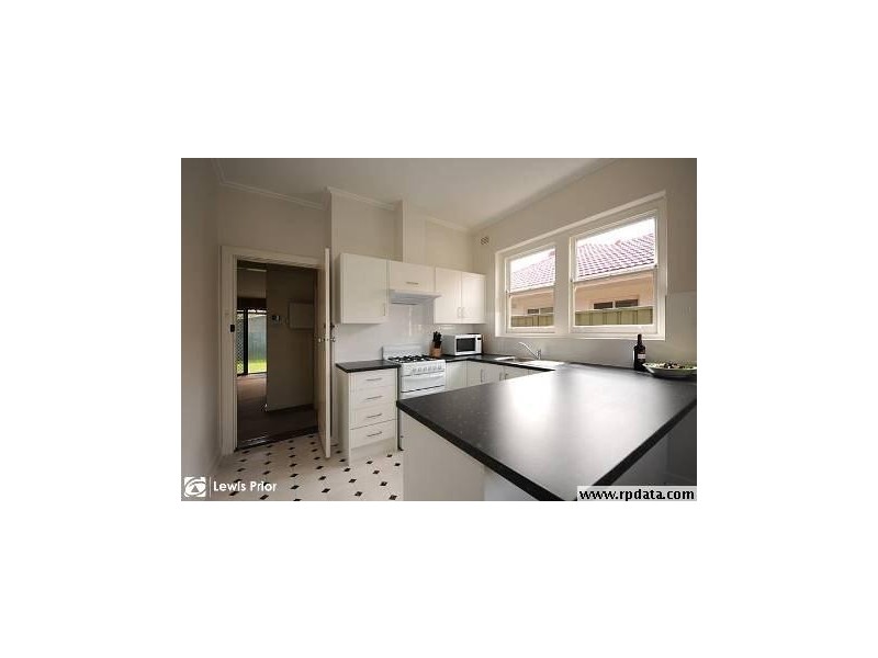 8 Lewis Street, Brighton SA 5048