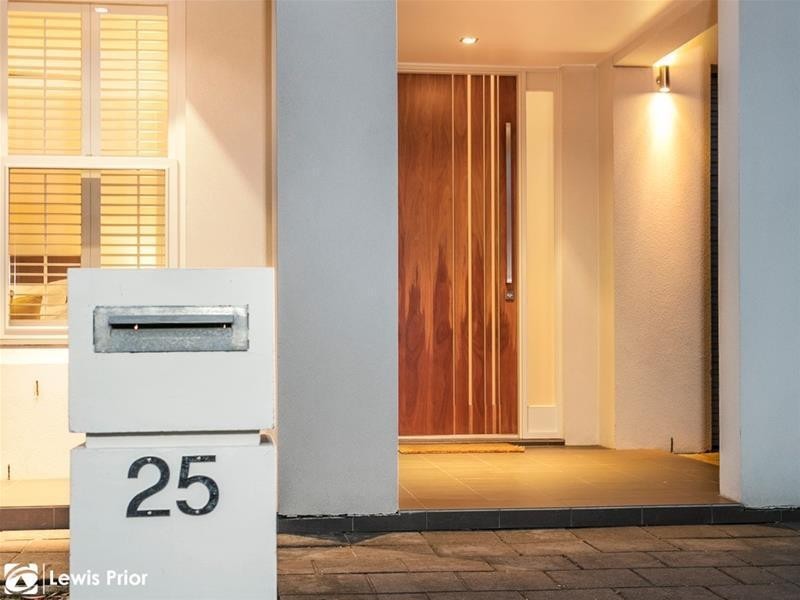 25 Koonga Avenue, Rostrevor SA 5073