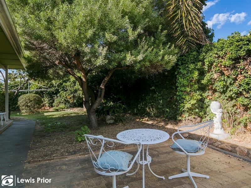 28 Windermere Avenue, Novar Gardens SA 5040