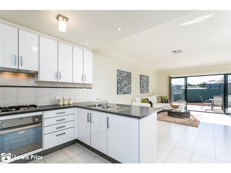 2C Raggatt Crescent, Mitchell Park SA 5043