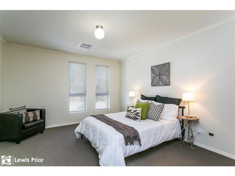 2C Raggatt Crescent, Mitchell Park SA 5043