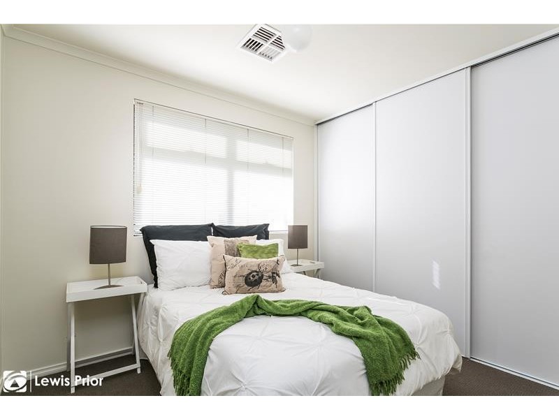 2C Raggatt Crescent, Mitchell Park SA 5043