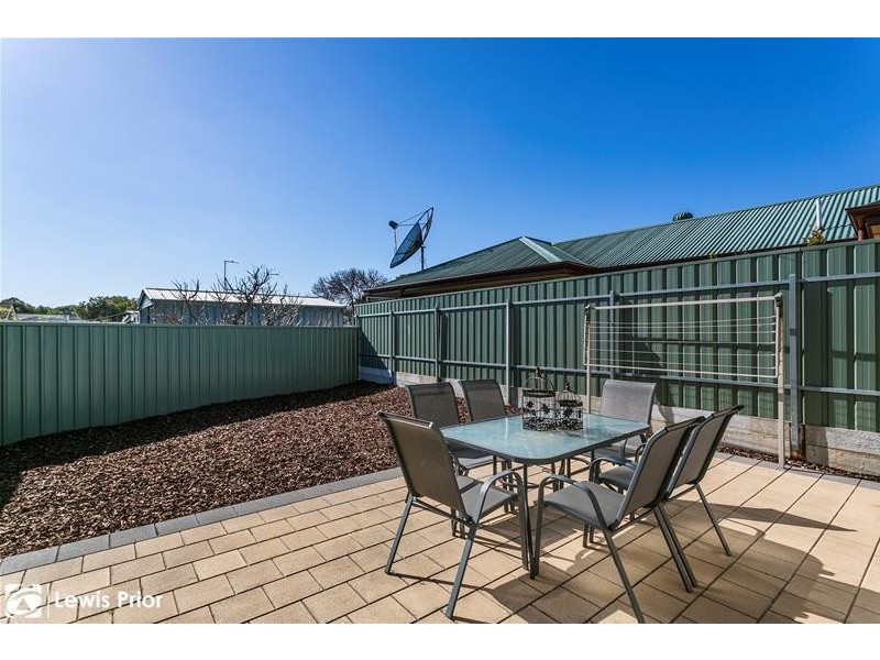 2C Raggatt Crescent, Mitchell Park SA 5043