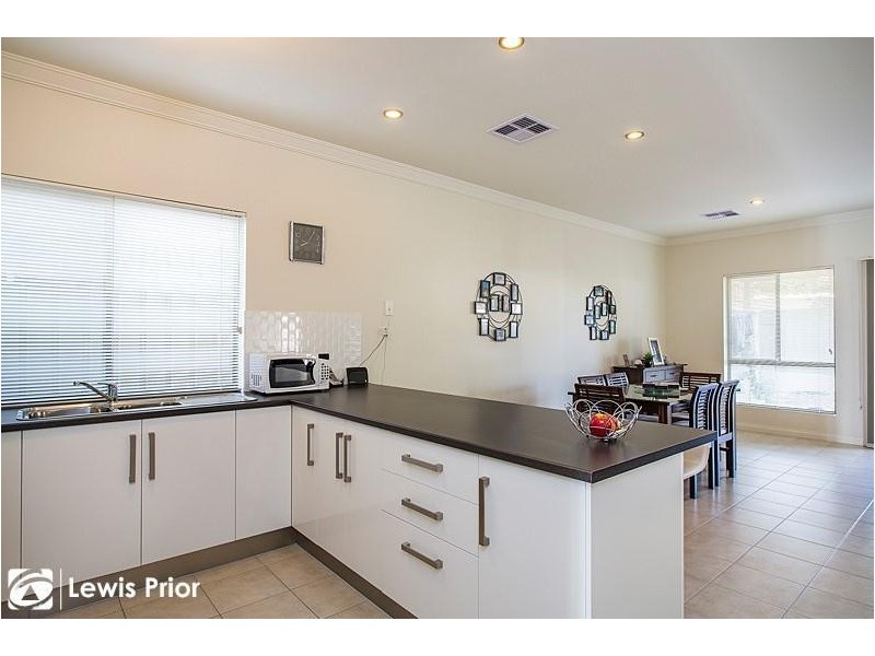 18b High Street, South Brighton SA 5048