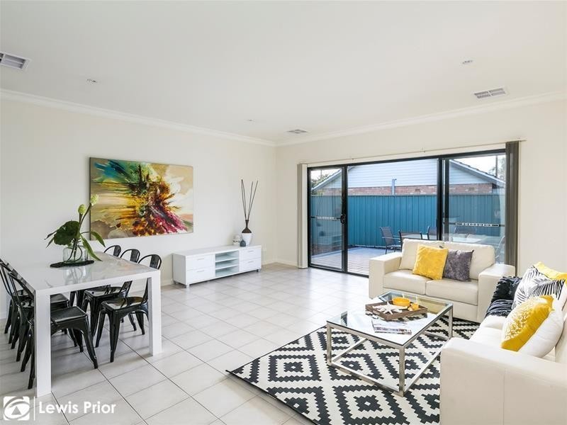 2A Raggatt Crescent, Mitchell Park SA 5043