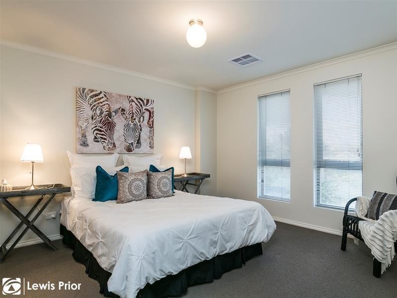 2A Raggatt Crescent, Mitchell Park SA 5043