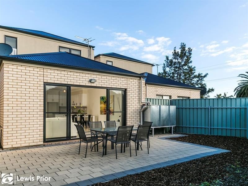 2A Raggatt Crescent, Mitchell Park SA 5043