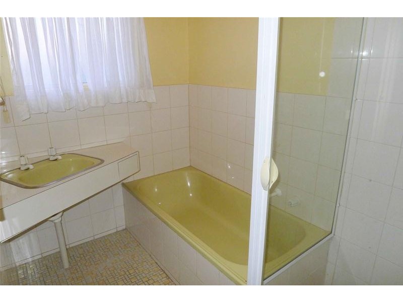 13 Jenner Street, Morphett Vale SA 5162