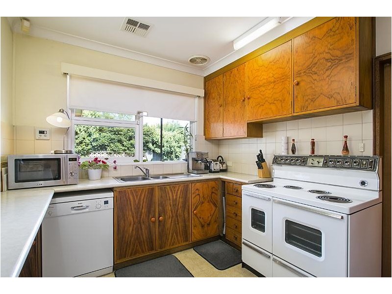 8 Coventry Street, Brighton SA 5048