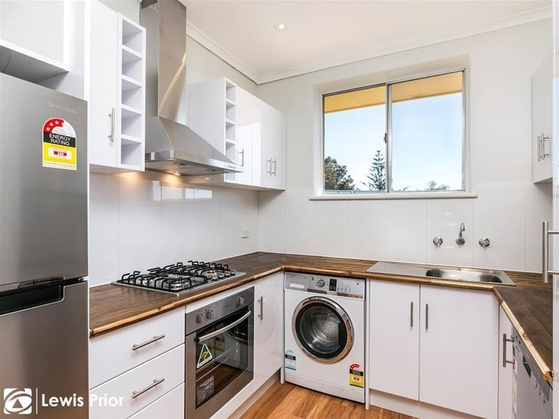9/50 Adelphi Crescent, Glenelg North SA 5045