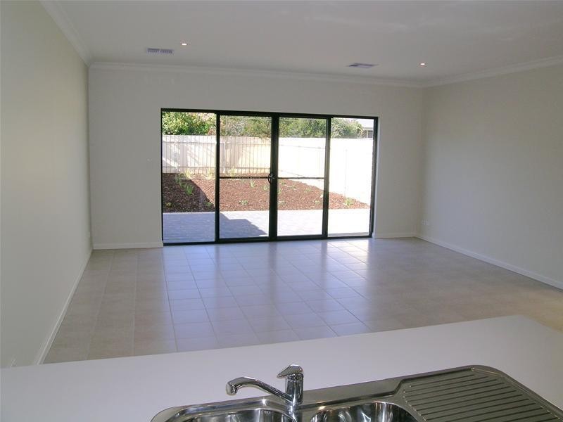 6B Kingston Avenue, Seacombe Gardens SA 5047