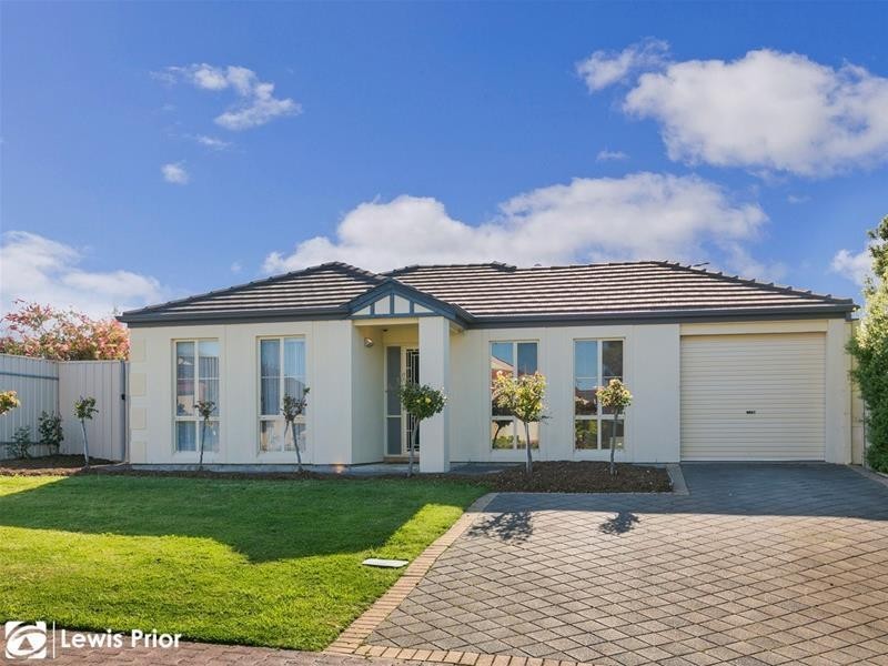 28 Sovereign Drive, Woodcroft SA 5162