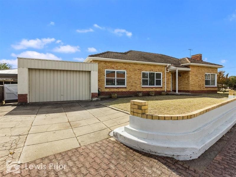 1 Acacia Avenue, Glenelg North SA 5045