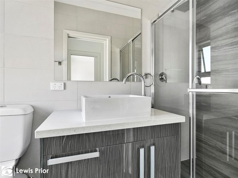 5a Quintus Terrace, Dover Gardens SA 5048