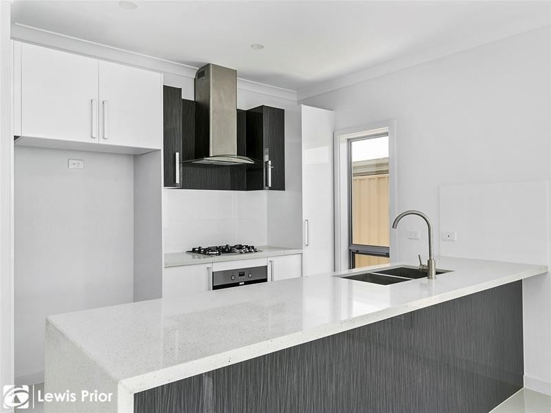 5a Quintus Terrace, Dover Gardens SA 5048