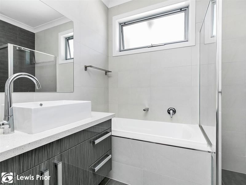 5a Quintus Terrace, Dover Gardens SA 5048