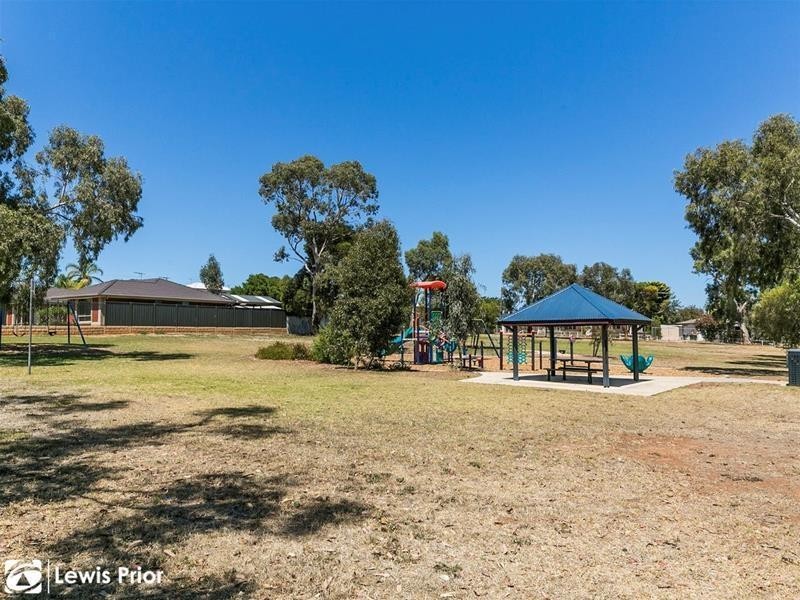 5a Quintus Terrace, Dover Gardens SA 5048