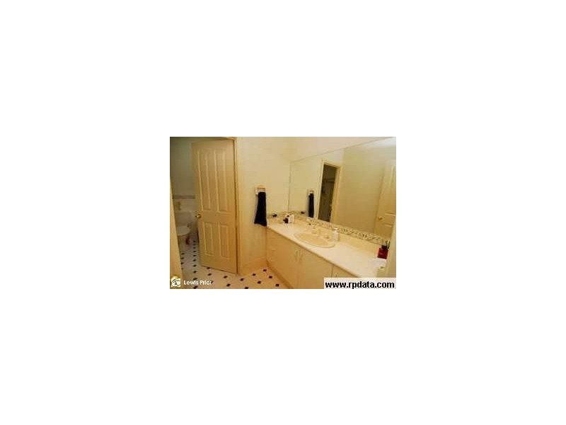 8 Syme Avenue, Seacombe Gardens SA 5047