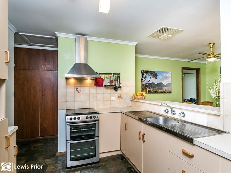 27 Barcelona Road, Noarlunga Downs SA 5168