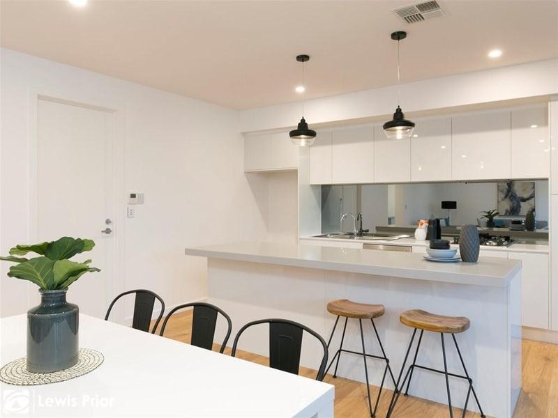 18 Wendover Walk, Glengowrie SA 5044