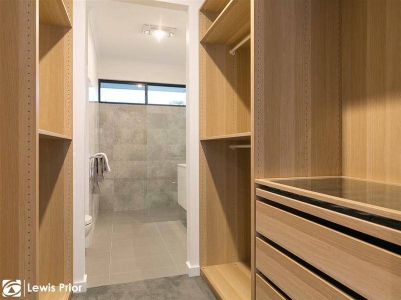 18 Wendover Walk, Glengowrie SA 5044